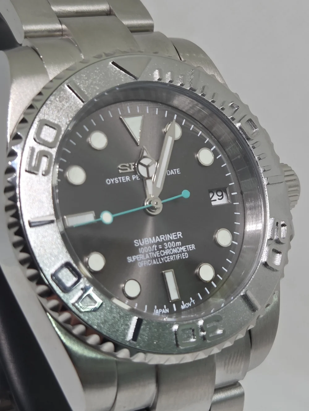 Custom 40mm Automatic Seiko Mod Watch NH35 Gray Submariner